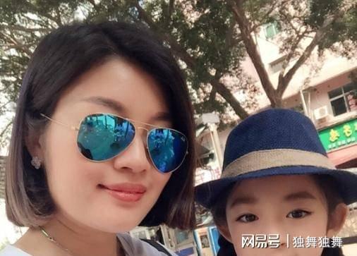 亲却栽了公众眼睛比摄像头还亮开元ky棋牌耳环不是钻石父