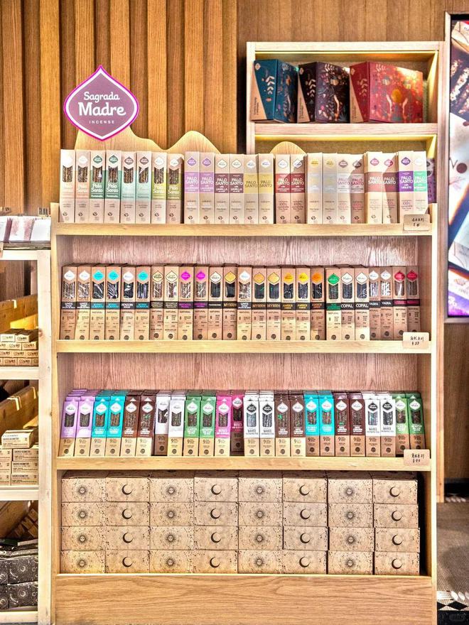 Sagrada Madre加速布局线下快闪店开元棋牌app中式线香越来越火阿根廷香薰品牌(图4)